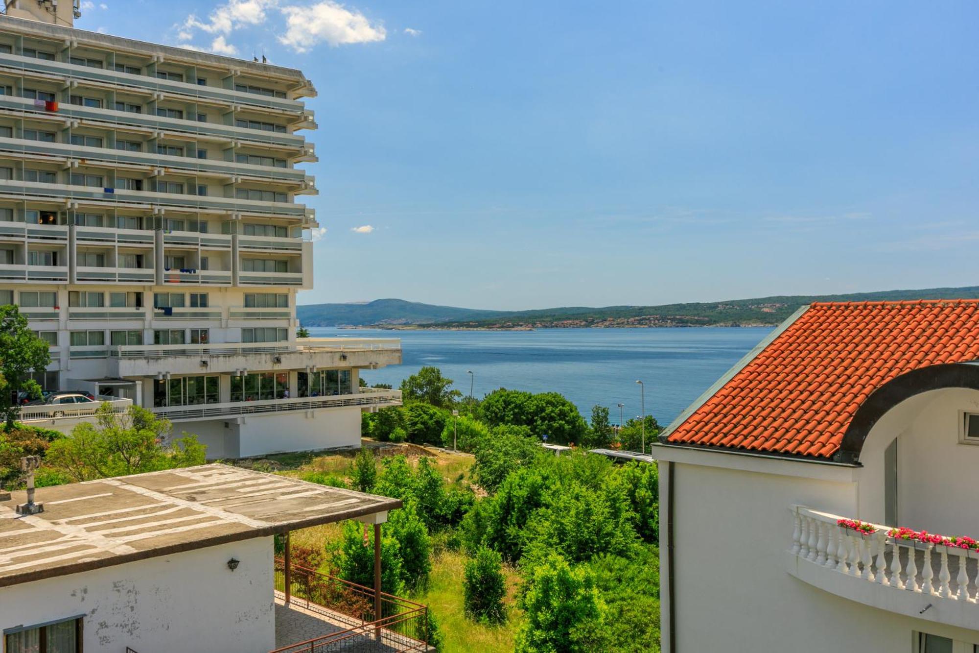 Apartments Podvezanec ซริกเวนิซา ภายนอก รูปภาพ